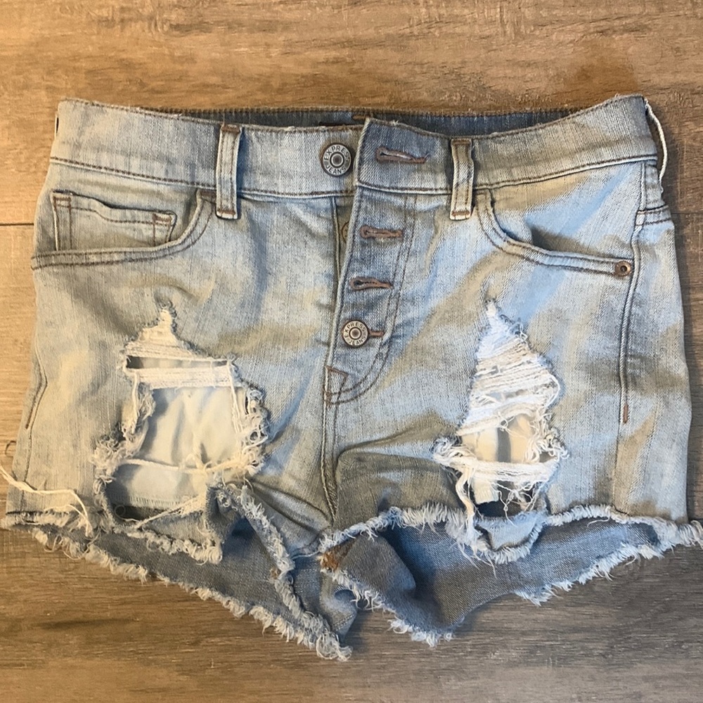 Express shortie high rise shorts